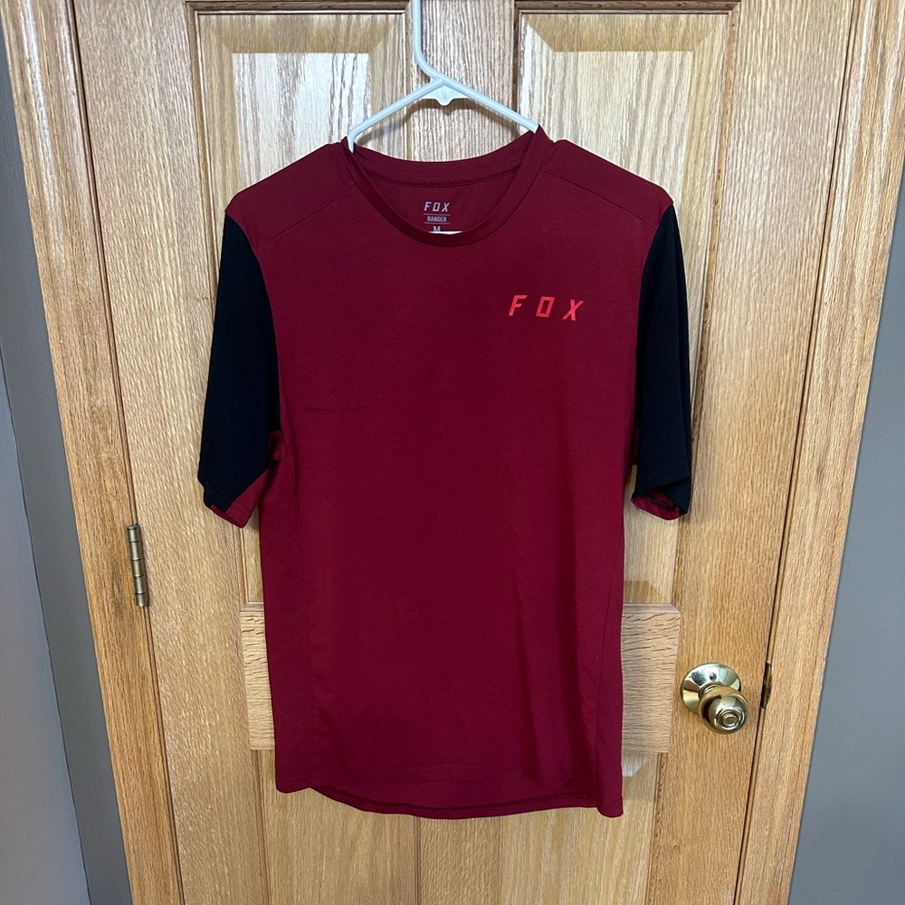 Fox Ranger mountain bike jersey size medium good condition.